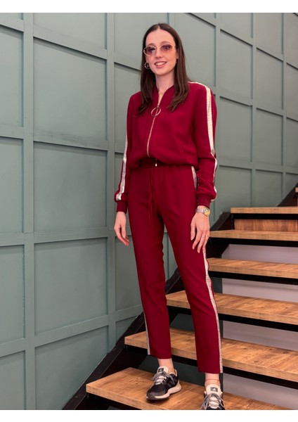 Halka Detaylı Önden Fermuarlı Yanları Sim Şeritli Eşofman Takımı