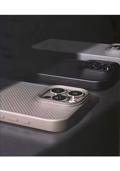 IPhone 12 / 12 Pro Uyumlu Logolu Karbon Görünümlü Magsafe Özellikli Silikon Kılıf fiyatları