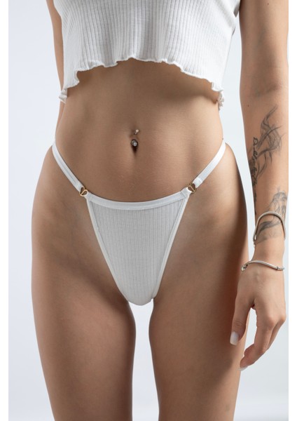 Kadın Pamuklu ve Kalp Detaylı Likralı Fitilli Kaşkorse Love V-String