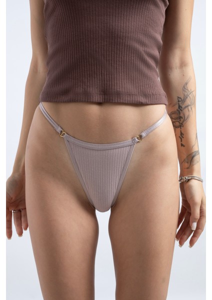 Kadın Pamuklu ve Kalp Detaylı Likralı Fitilli Kaşkorse Love V-String modelleri