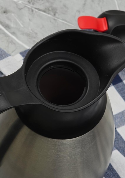 Çelik Içecek Termos - Çift Katlı Çay Termosu - 1.5 Litre