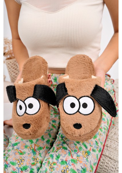 Kadın Peluş Köpek Desenli Ev Terliği Sevimli ve Yumuşak Kışlık Terlik