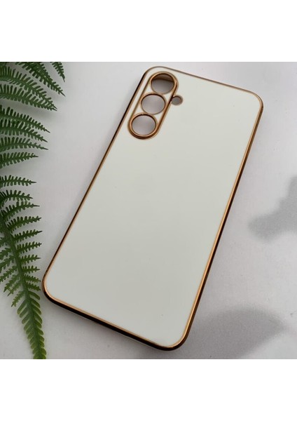 Samsung Galaxy S24 Plus Altın Yaldızlı Yumuşak Silikon Kılıf