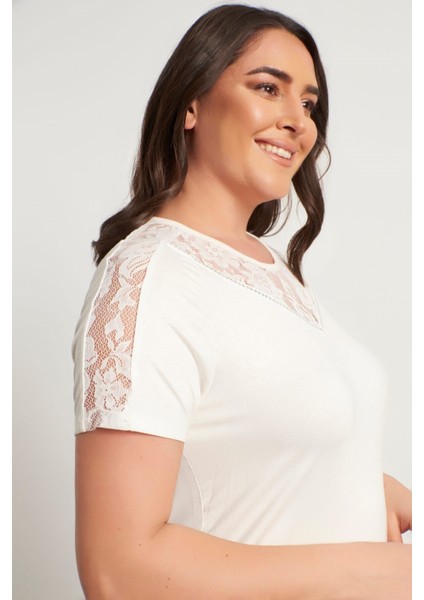 Dantel ve Pul Detaylı Bluz fırsatları