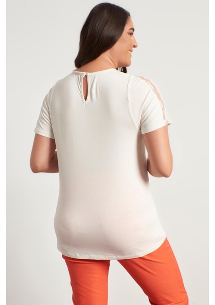 Dantel ve Pul Detaylı Bluz indirimleri