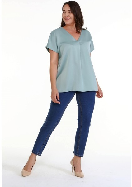 V Yaka Saten Bluz indirimleri