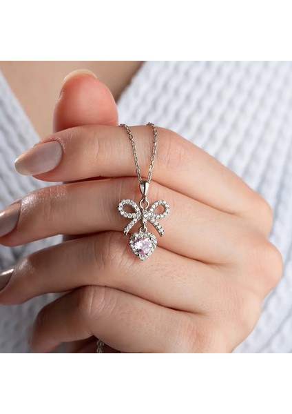 925 Ayar Gümüş Pembe Kalp Taşlı Kurdele Kolye modelleri