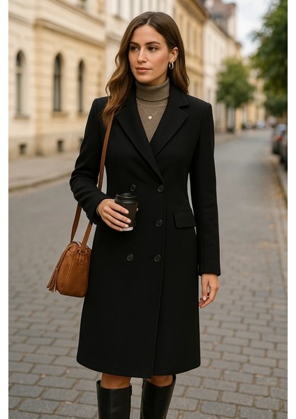 Kadın Uzun Kollu Yakalı Düğme ve Cepli Kaşe Kaban