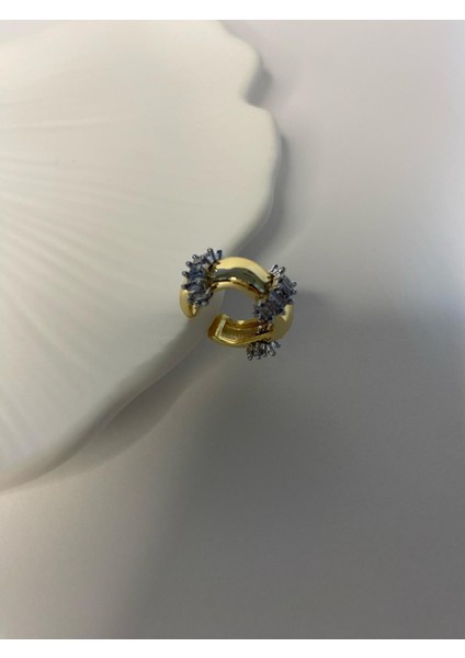 Baget Taşlı Gold Renkli Dikdörtgen Kıkırdak Küpe fırsatları