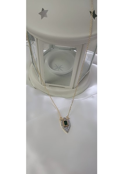 Çelik Kolye Taşlı Yeşil ve Beyaz fiyatları