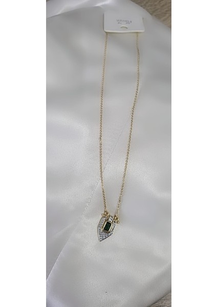 Çelik Kolye Taşlı Yeşil ve Beyaz modelleri