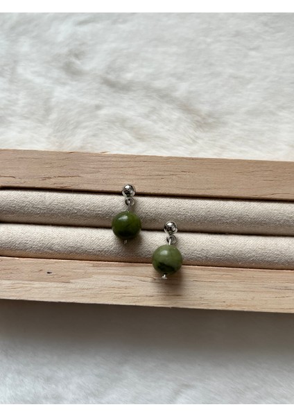 8 mm Yeşim Taşı Gümüş Kaplama Top Küpe