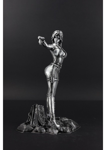 Black Widow - Figür / Büst - 22CM modelleri
