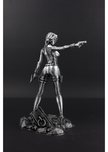 Black Widow - Figür / Büst - 22CM fırsatları