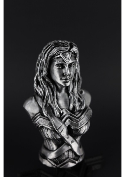 Wonder Woman - Dc Comics - Figür / Büst - 22CM indirimleri