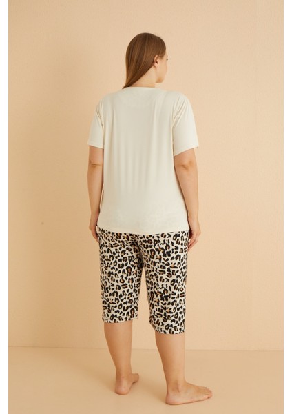 Kadın Büyük Beden Curve Milan Kumaş Kısa Kollu Kaprili Bambu Pijama Takımı