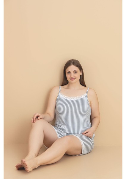 Kadın Milan Kumaş Büyük Beden Curve Baskılı Desenli Bambu Şortlu Pijama Takımı