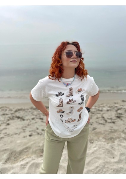 Kovboy Desenli Oversize Tshirt modelleri