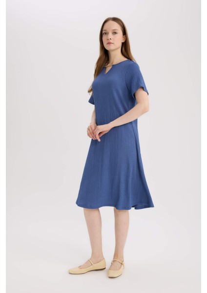 Regular Fit Apaş Yaka Basic Düz Bürümcük Kısa Kollu Midi Elbise D3834AX25SM