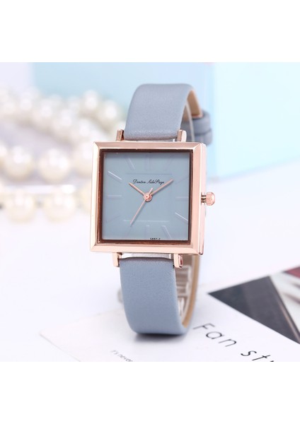 Yeni Popüler Ds Marka Kadın Saati Kuvars Saat Kare Moda Klasik Saat (Yurt Dışından)