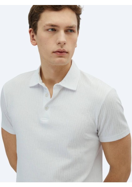 Beyaz Desenli Polo Yaka Pamuk Karışımlı T-Shirt modelleri