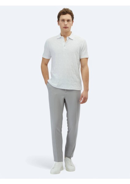 Beyaz Desenli Polo Yaka %100 Pamuk T-Shirt fiyatları