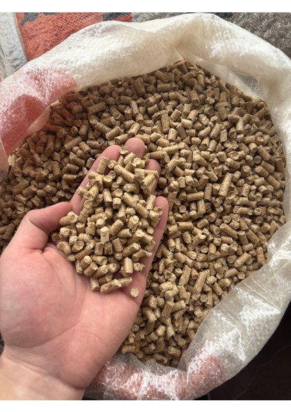 Çam Peleti Kedi Kumu (30L)