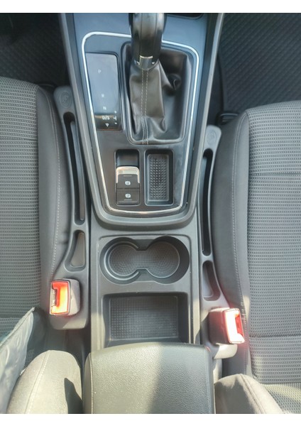 Sasa Seat Ateca Model Uyumlu Oto Ön Koltuk Boşluk Doldurma Aparatı