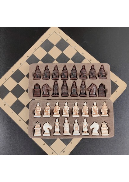 Terra-Cotta Retro Delibery Yapımı Eski Trompet Satranç Taşları Deri Satranç Tahtası 28 cm (11 Inç) El Yapımı Figür Oyunu (Yurt Dışından)