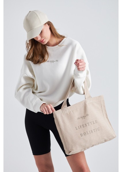 The Wellness Era Kahverenk Baskılı Oversize Beyaz Kadın Sweatshirt fırsatları