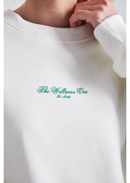 The Wellness Era Baskılı Oversize Beyaz Kadın Sweatshirt fırsatları