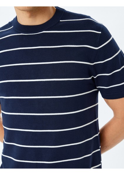 Çizgili Bisiklet Yaka Viskon Kısa Kollu Triko Tişört indirimleri