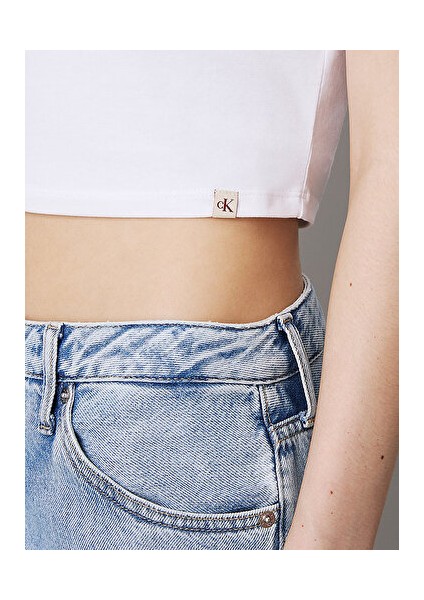 Clean Cropped Short Sleeve Tee