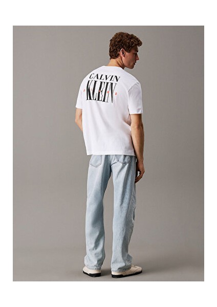 Serıf Font Graphıc Tee