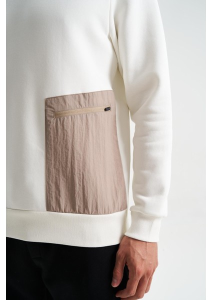 Erkek Regular Fit 3 İplik Şardonlu Yandan Tek Fermuar Cepli Bisiklet Yaka Sweatshirt K28124602101 fırsatları