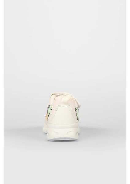 346.25Y.171 Beyaz Çocuk Sneaker modelleri