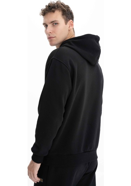 Erkek Relax Fit Kapüşonlu Cepsiz Sweatshirt K26254625201