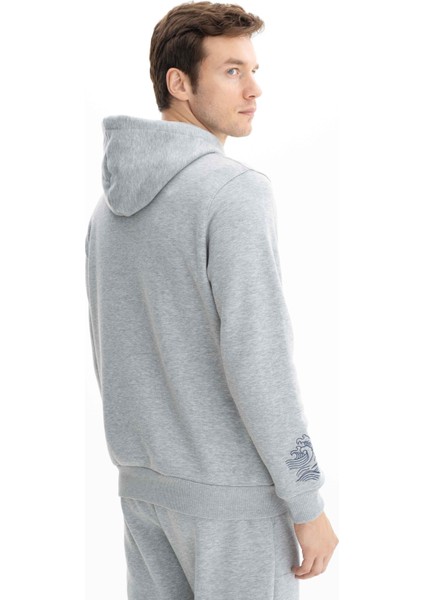 Erkek Regular Fit Kapşonlu Kanguru Cepli Sweatshirt K26254625001