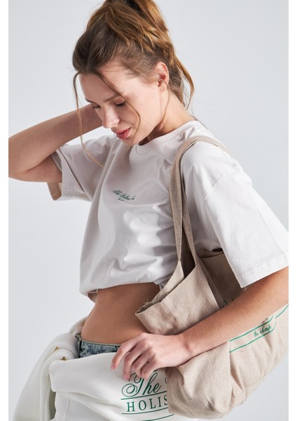 The Wellness Era Kadın Beyaz %100 Pamuk Tişört Yeşil Yazılı Bez Çanta Seti fırsatları