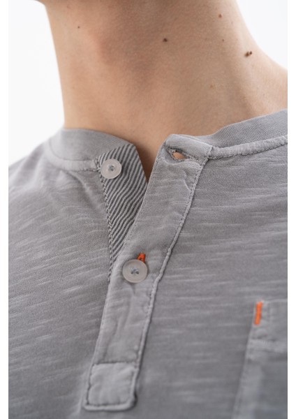 Erkek Regular Fit Parça Boyama Bisiklet Yaka Tişört Y25344490001