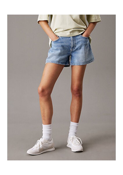 Mom Short