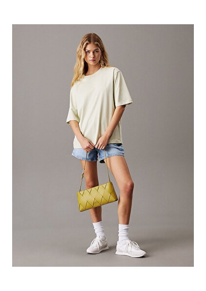 Mom Short