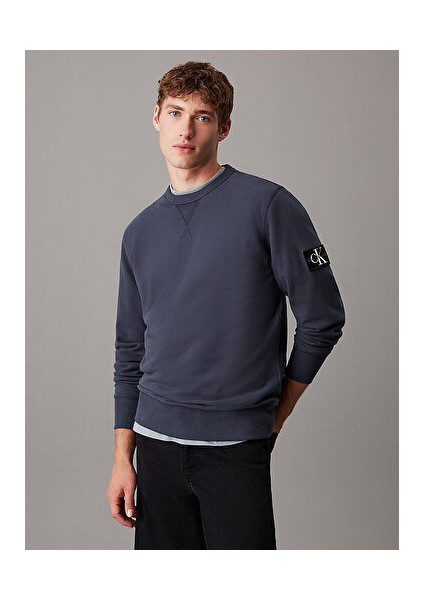 Badge Crew Neck