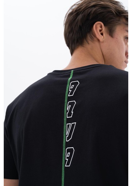 Erkek Regular Fit Bisiklet Yaka Tişört Y25344404801