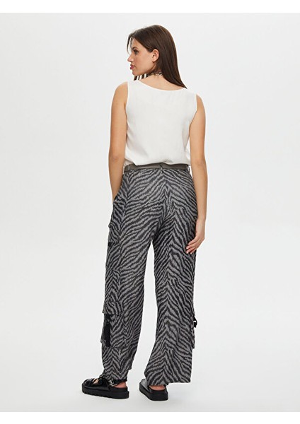 Kendinden Jakarlı Kargo Cep Detaylı Wide Leg Fit Viskon Pantolon S25PNT026 modelleri