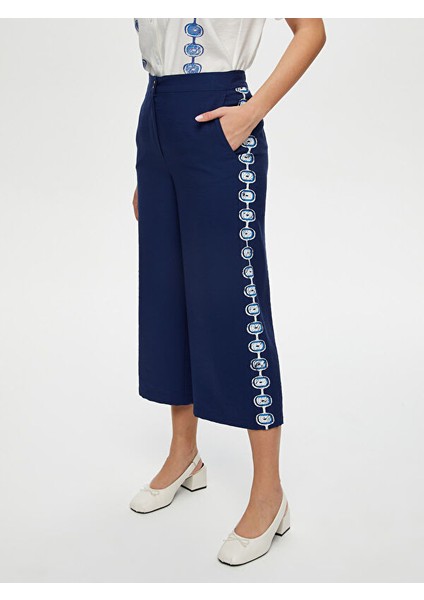 Yanları Nazar Boncuğu Baskılı Wide Leg Fit Viskonlu Caprı S25CPR003 modelleri