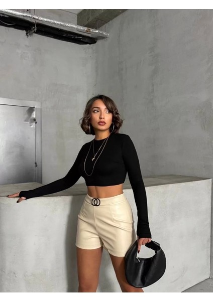 Tokalı Deri Şort fırsatları