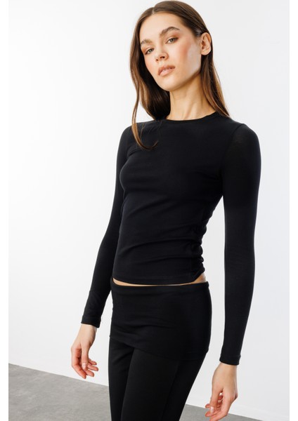 Uzun Kollu Kısa Kadın Bluz Long Fitted Uzunkol-Bluz fırsatları