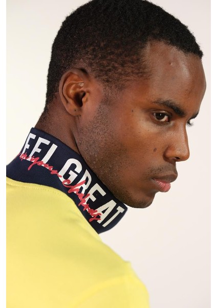 Erkek Polo Yaka Tişört Y22374302101