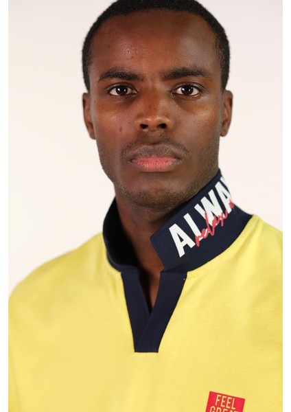 Erkek Polo Yaka Tişört Y22374302101